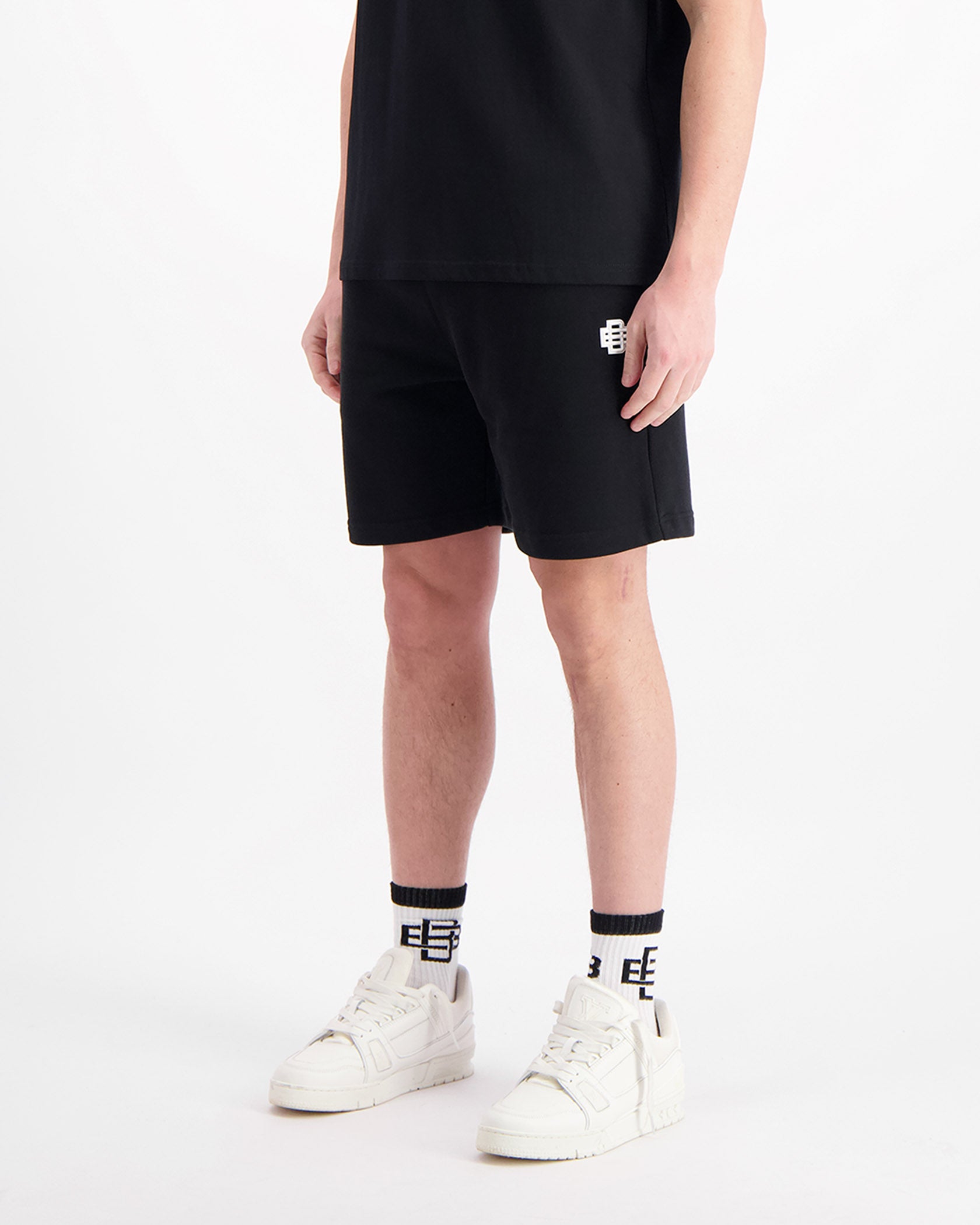 MONO RELAX SWEATSHORTS | Negro