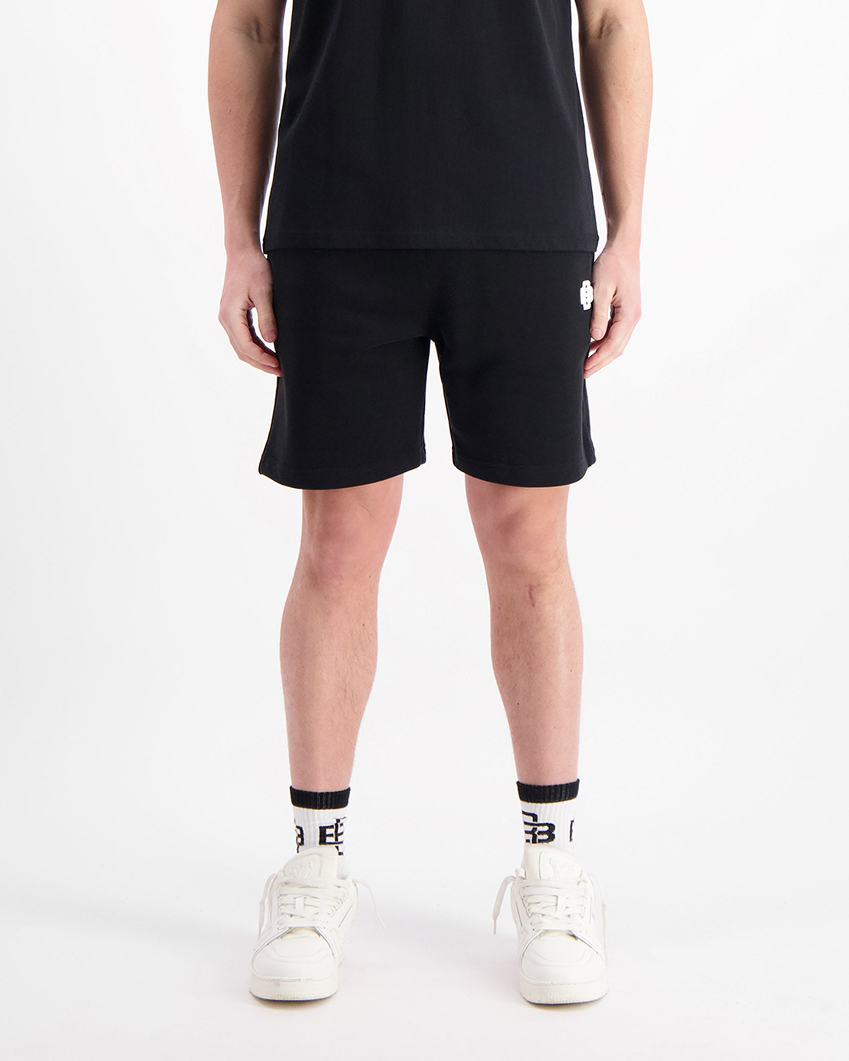 MONO RELAX SWEATSHORTS | Negro