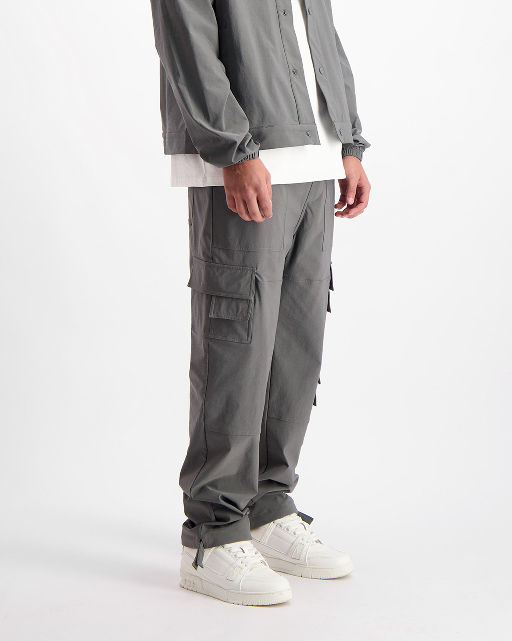 MONOGRAM PANTALONES CARGO TECH | Charcoal