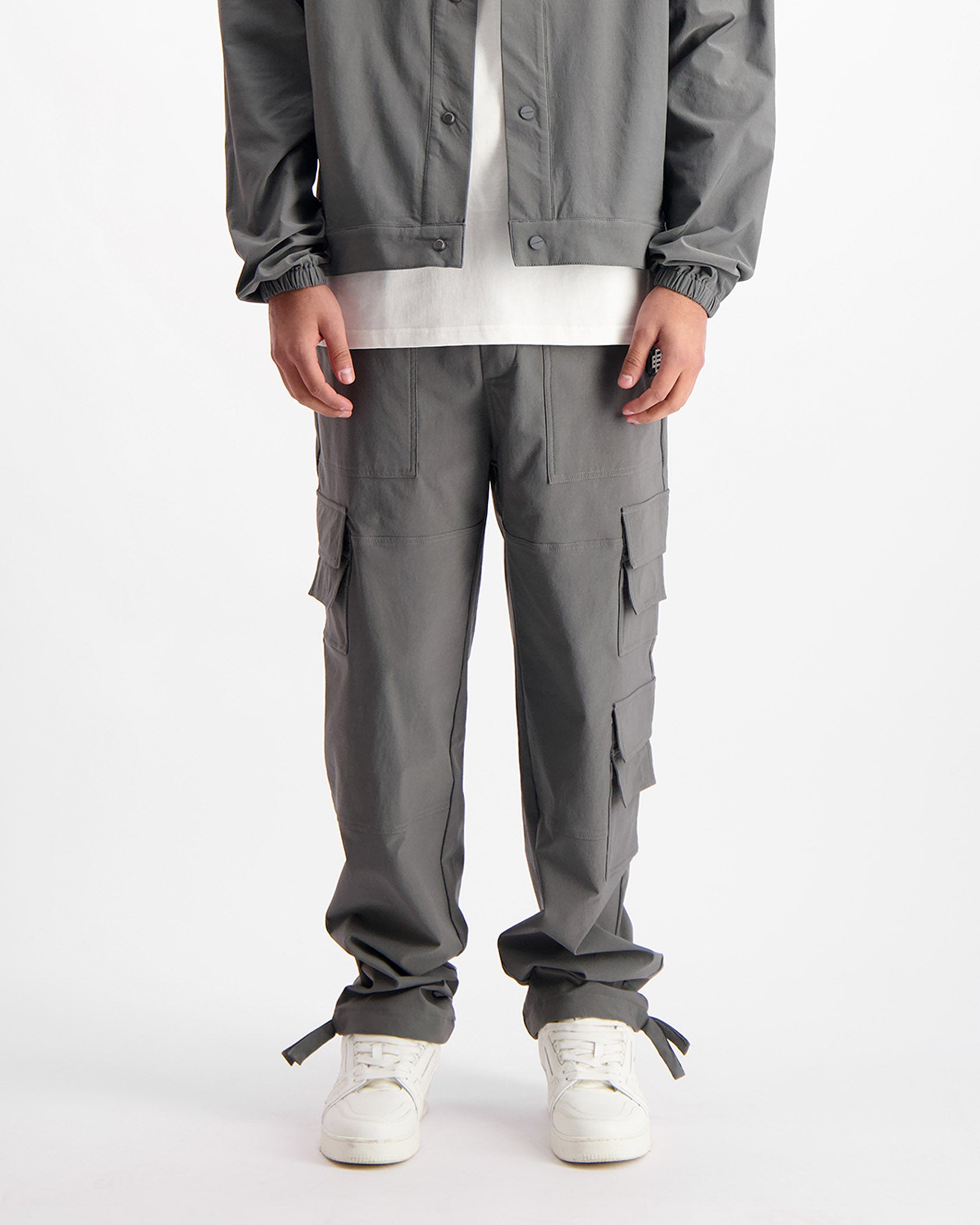 MONOGRAM PANTALONES CARGO TECH | Charcoal