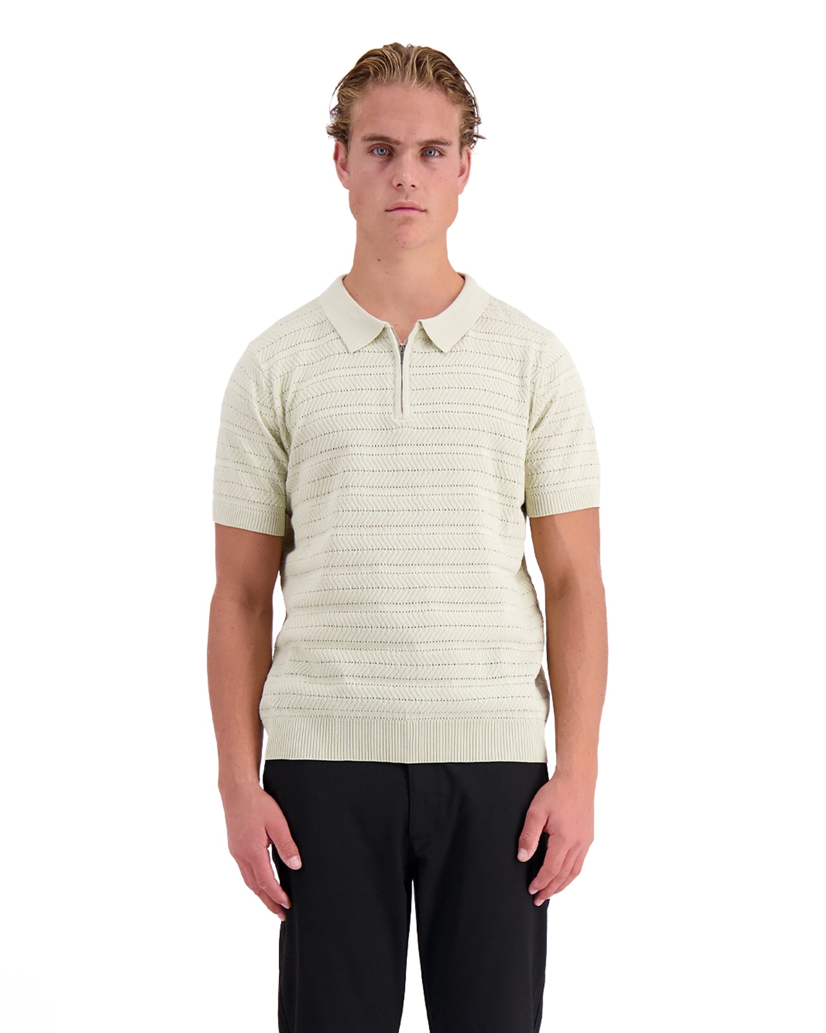 POLO CON CREMALLERA TEXTURADA | gris