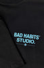 BAD HABITS ESTUDIO. CAMISETA | Negra