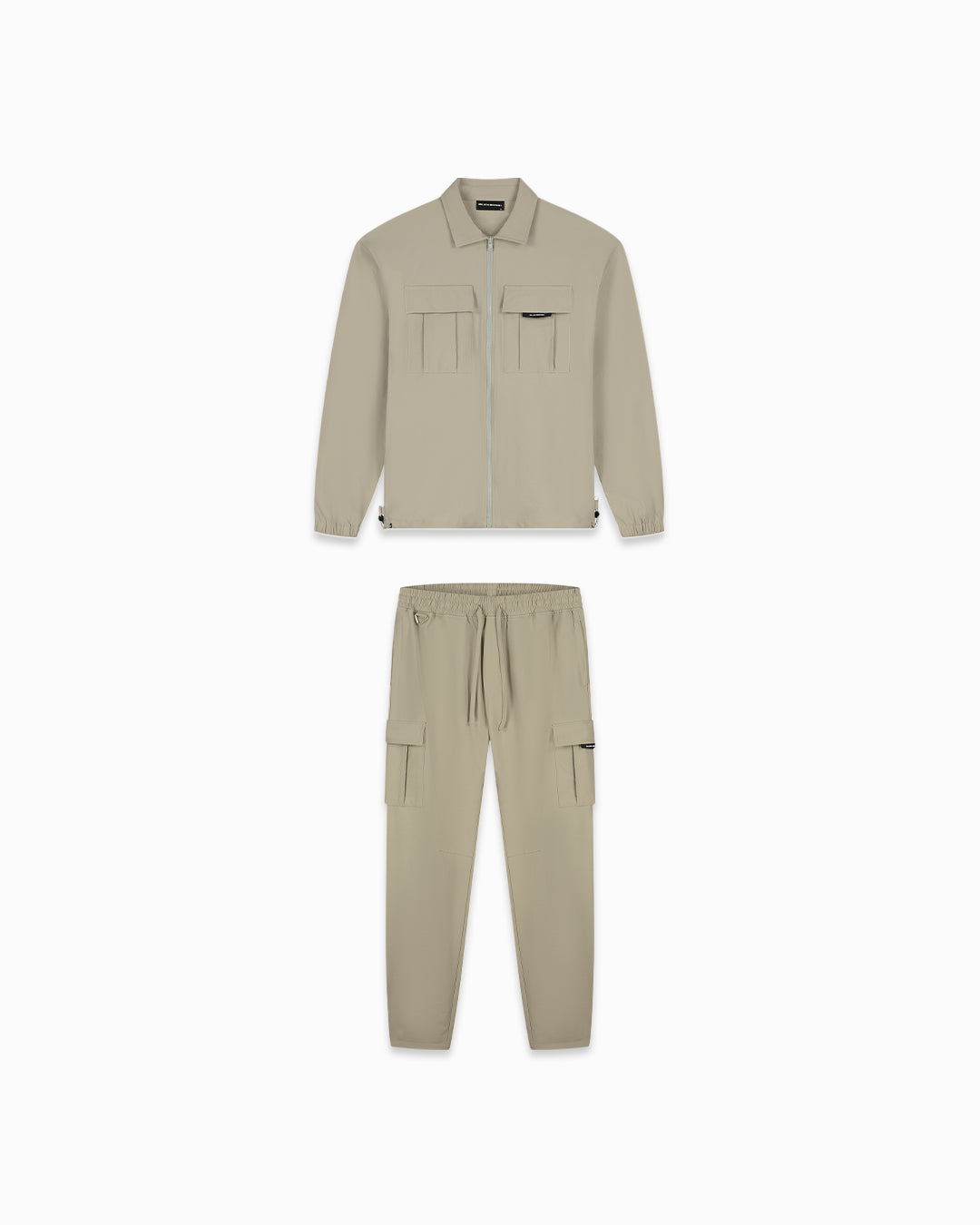 DELTA CARGO SUIT | Arena