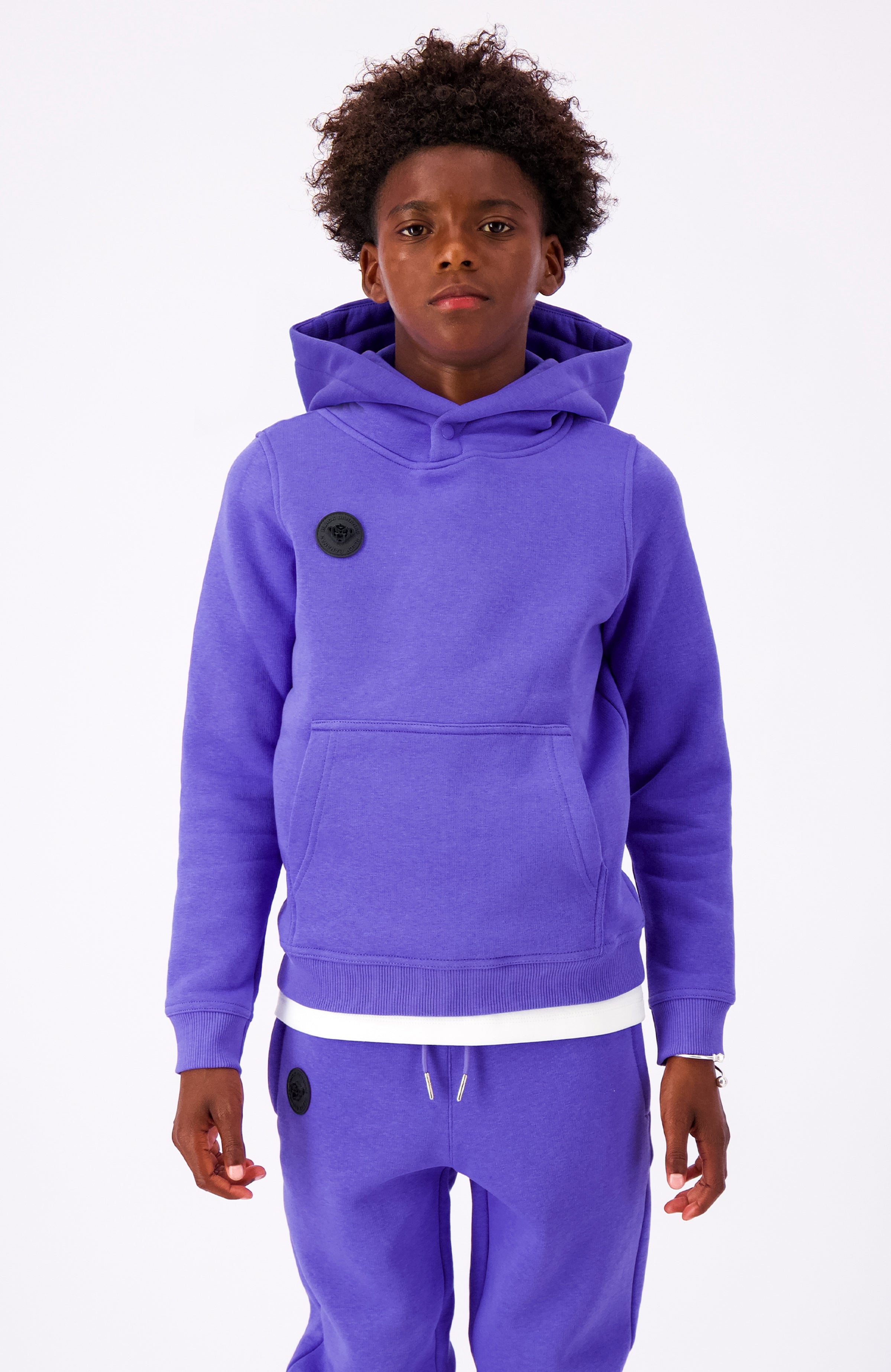 JR ESSENTIAL SUDADERA | morado