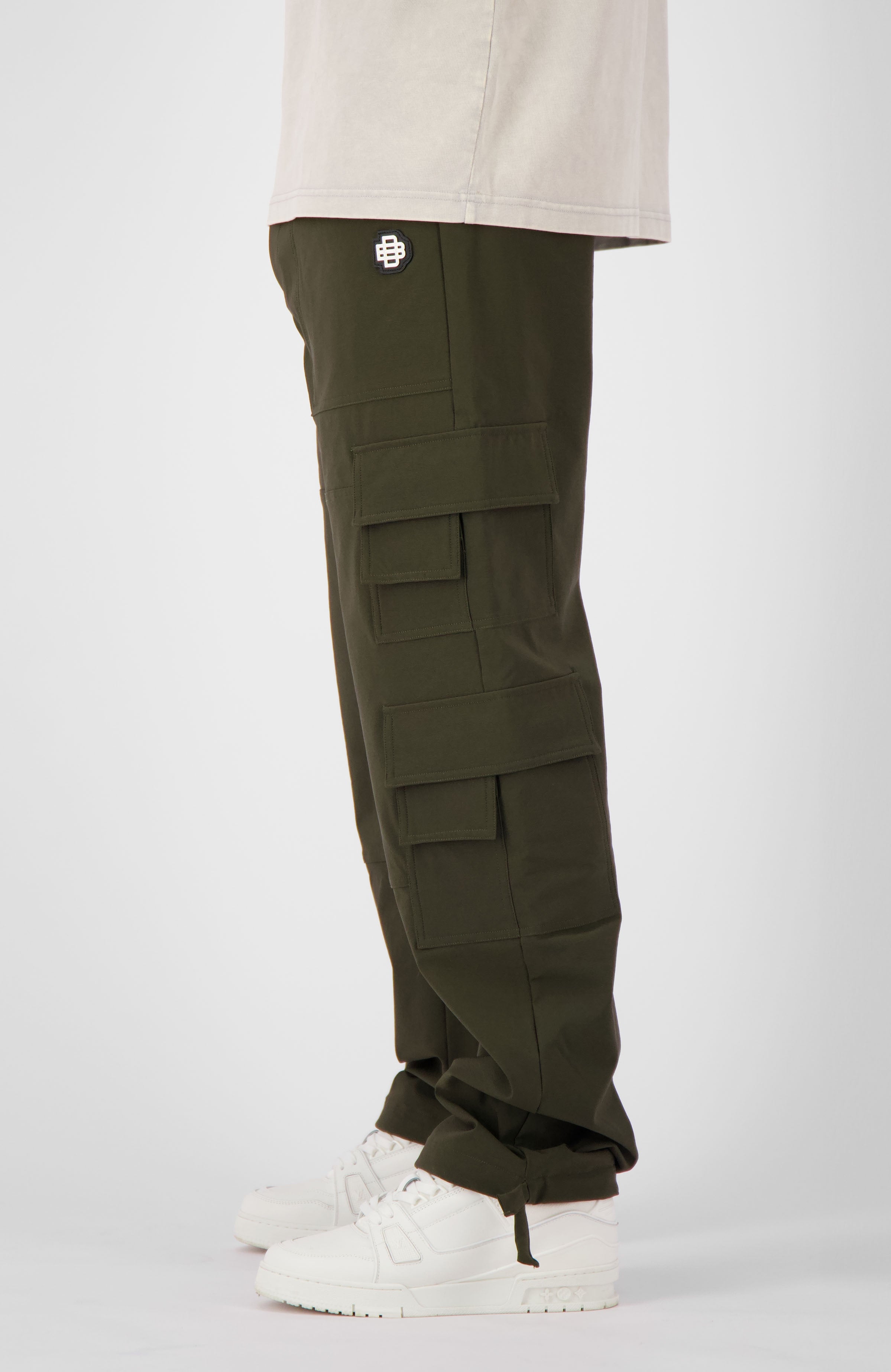 MONOGRAM PANTALÓN TECH CARGO | Verde Musgo