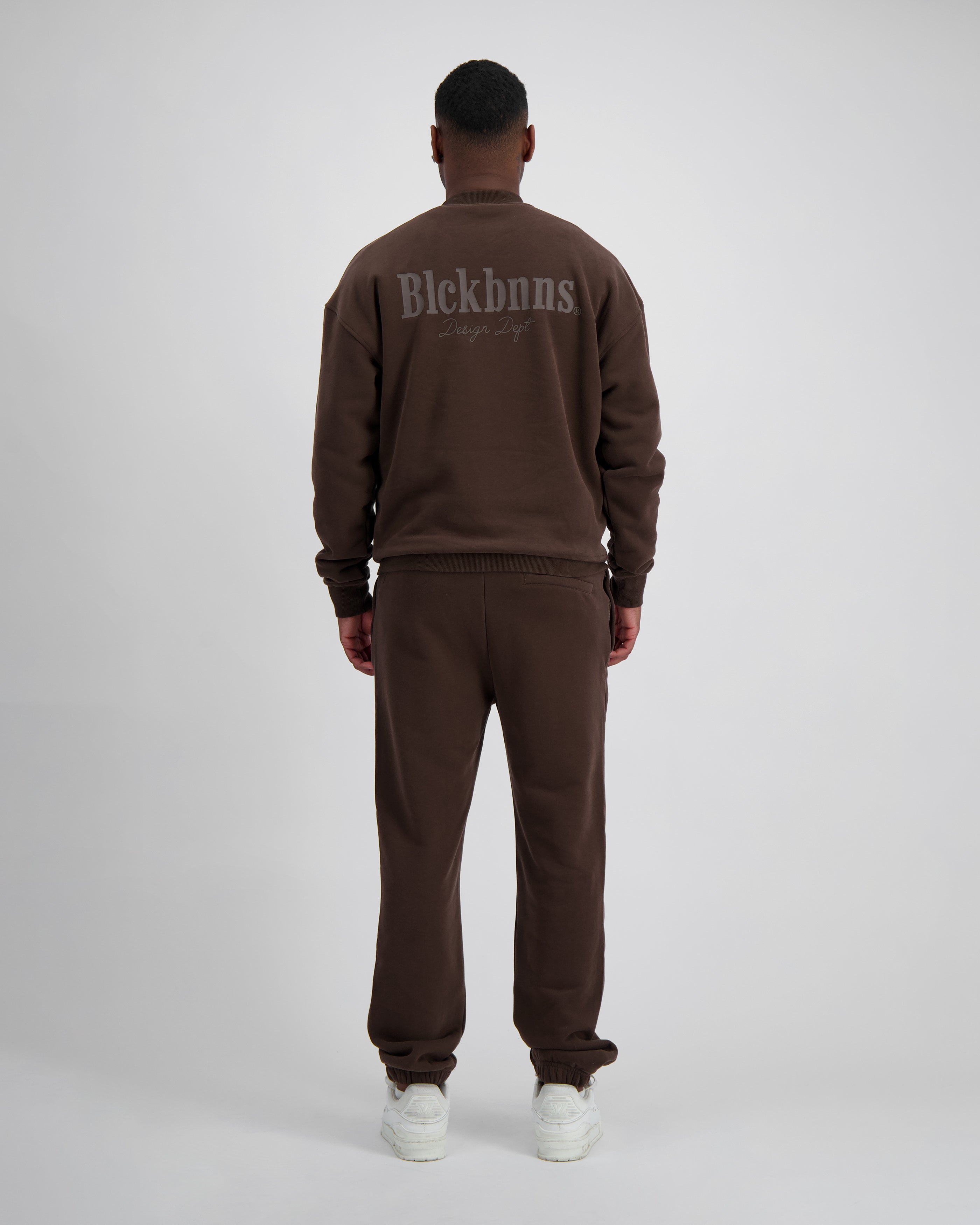 DEPARTAMENTO DE DISEÑO CREWNECK | Marrón