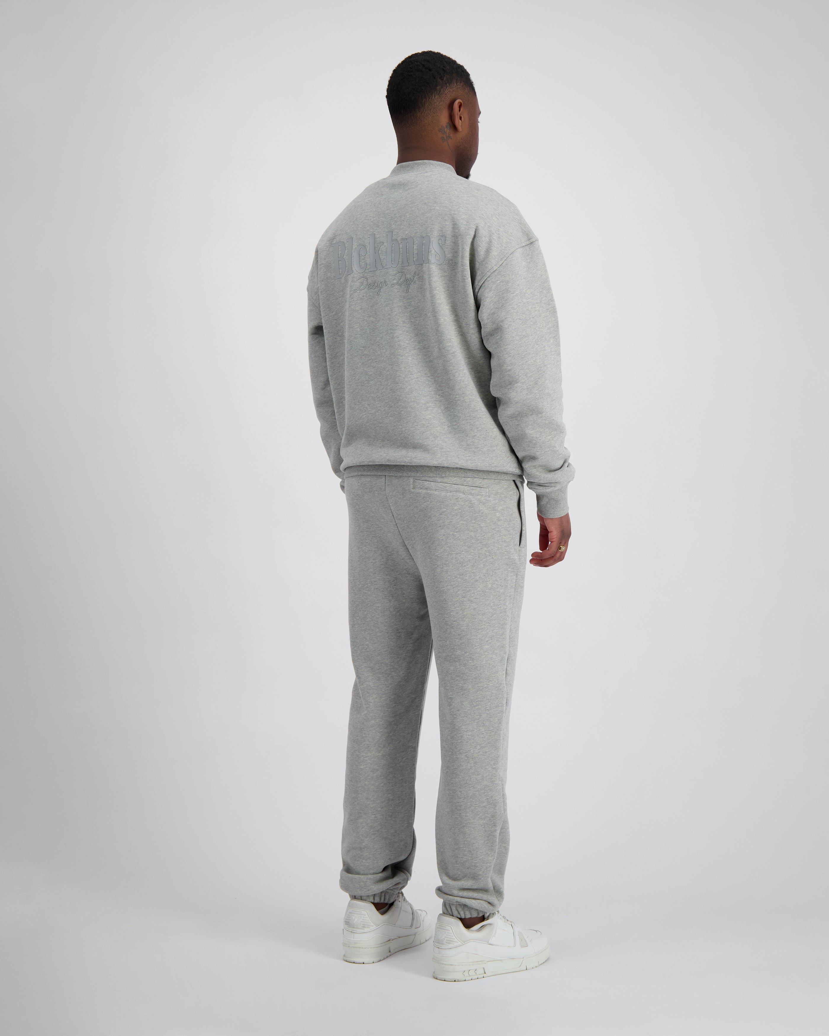 DEPARTAMENTO DE DISEÑO CREWNECK | gris jaspeado