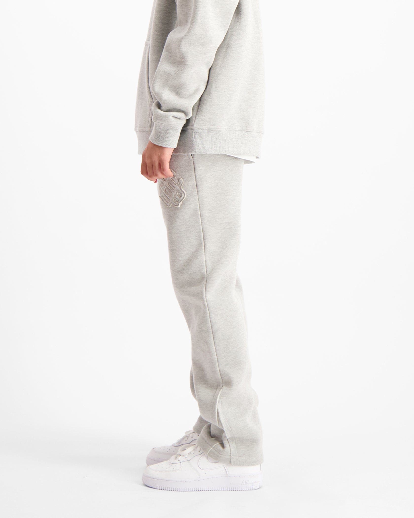 PANTALÓN MONOGRAM RIPPED KIDS | gris