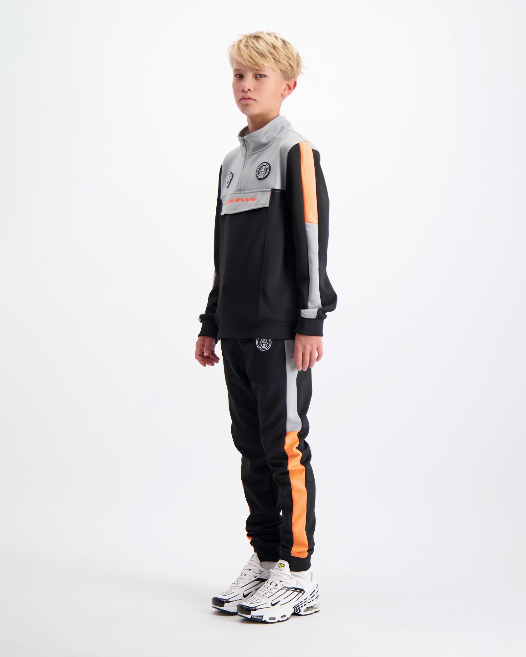KIDS VICTORY TRACKSUIT | Negro