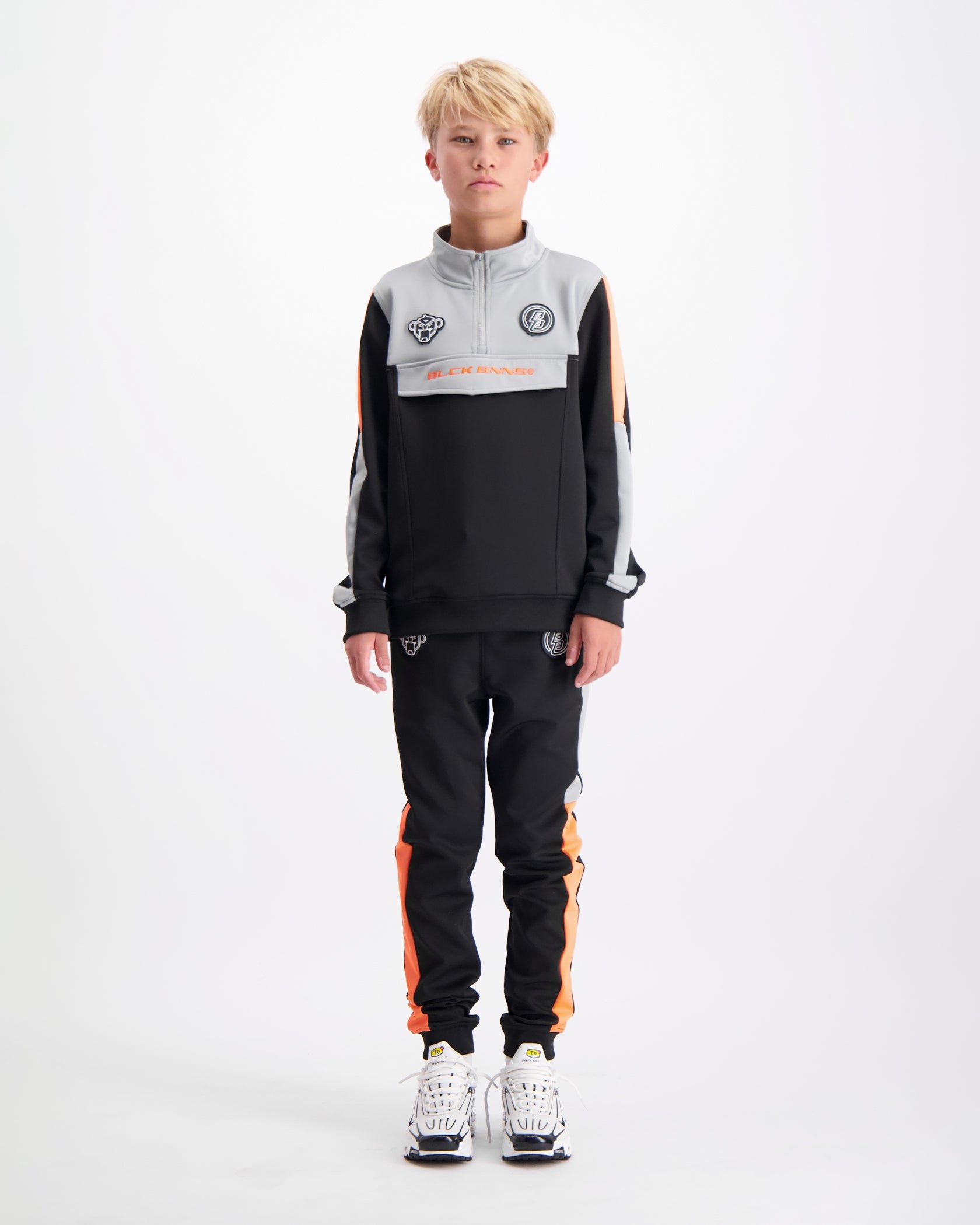 KIDS VICTORY TRACKSUIT | Negro