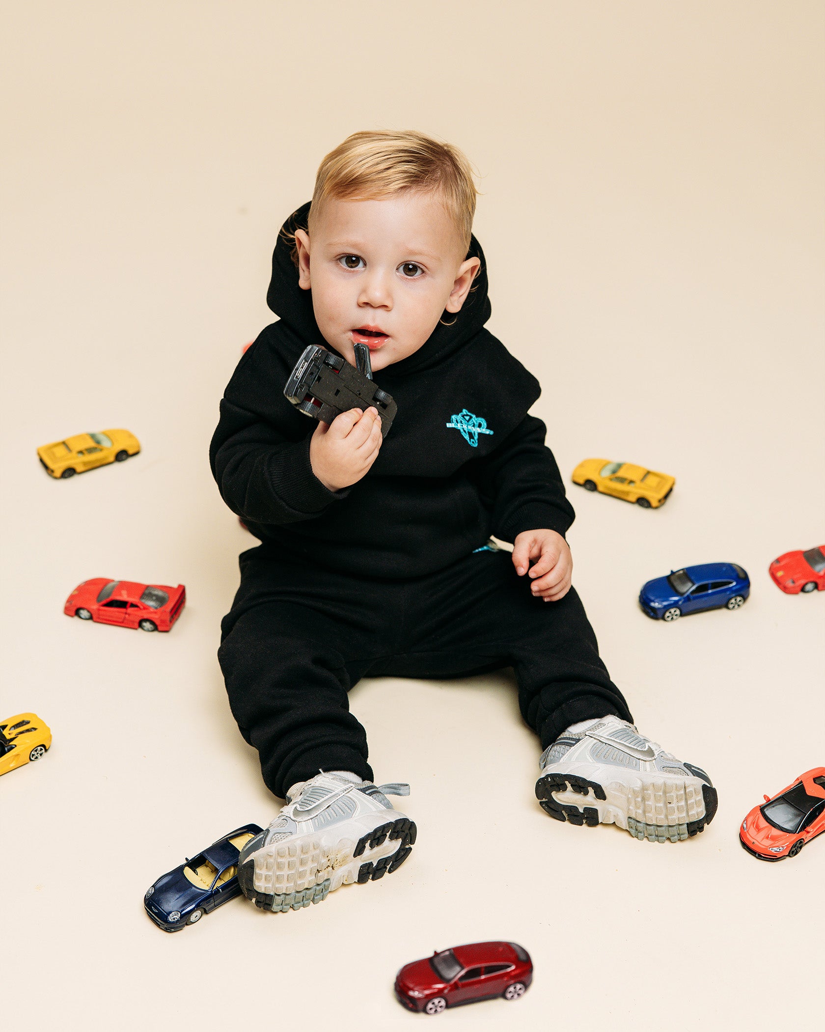 SUDADERA MC SKETCH | Negra