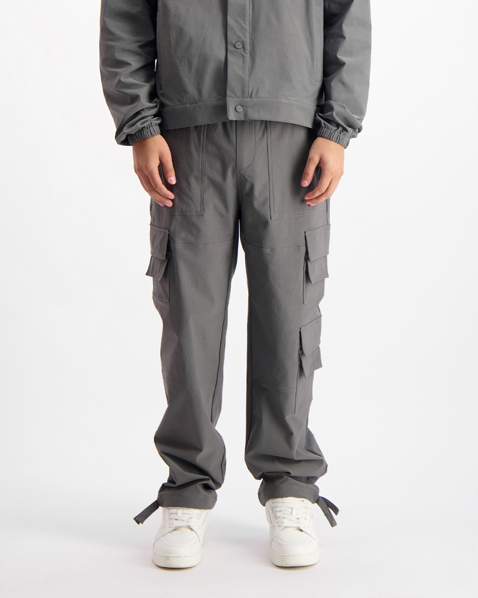MONOGRAM PANTALONES CARGO TECH | Charcoal