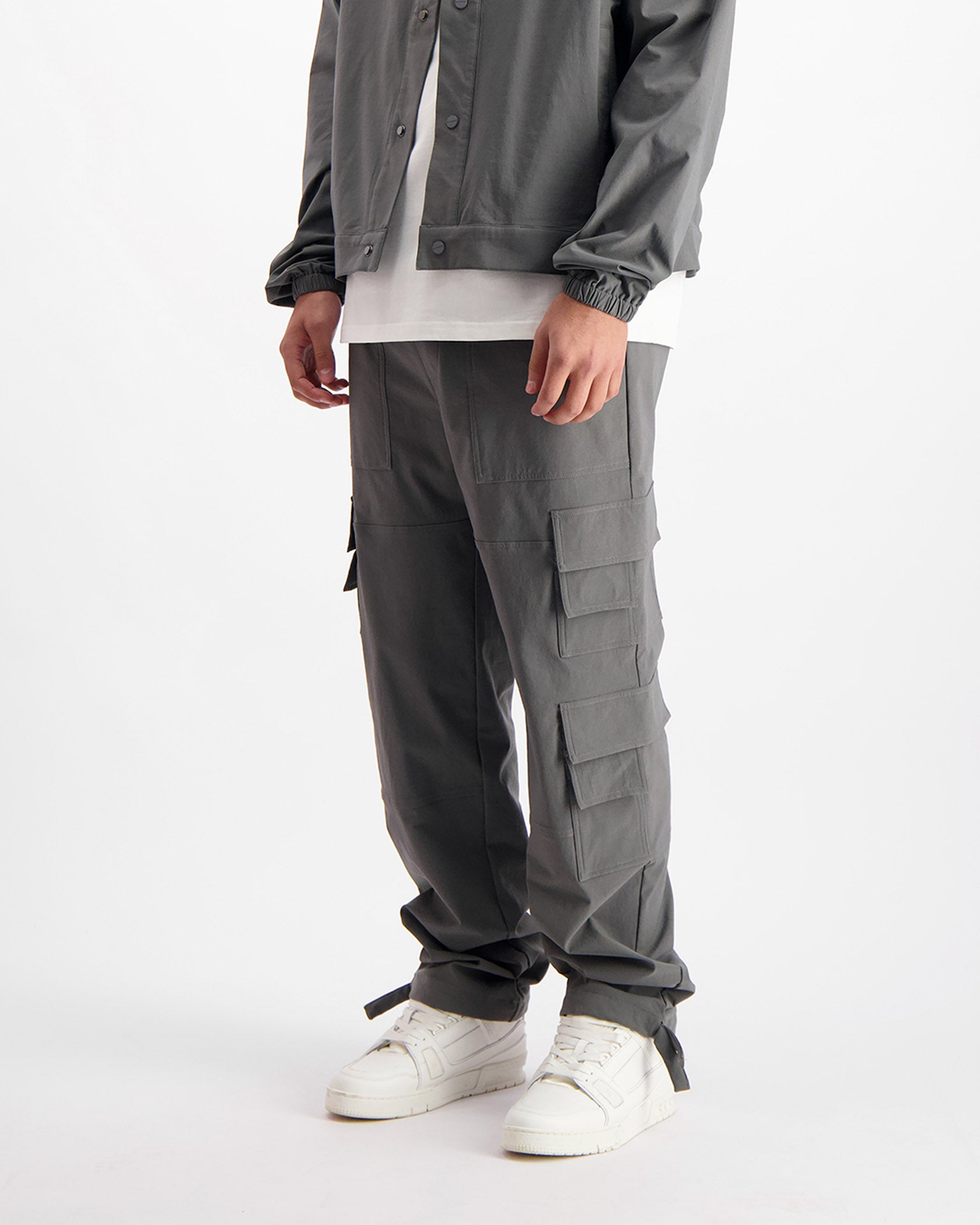 MONOGRAM PANTALONES CARGO TECH | Charcoal