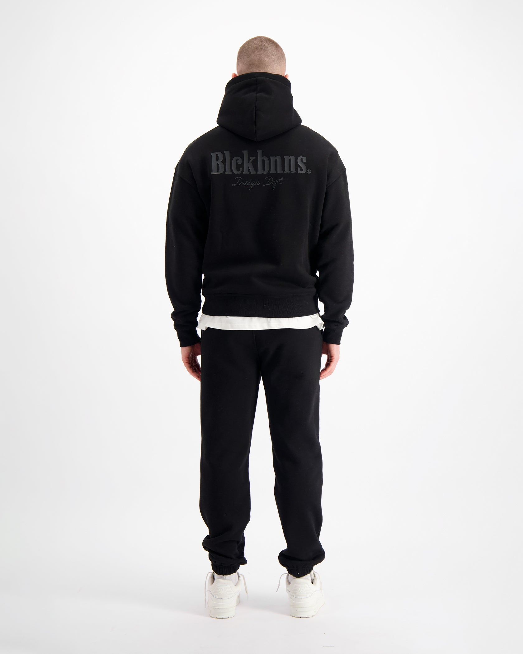 CONJUNTO DEPTO DE DISEÑO TRACKSUIT | Negro