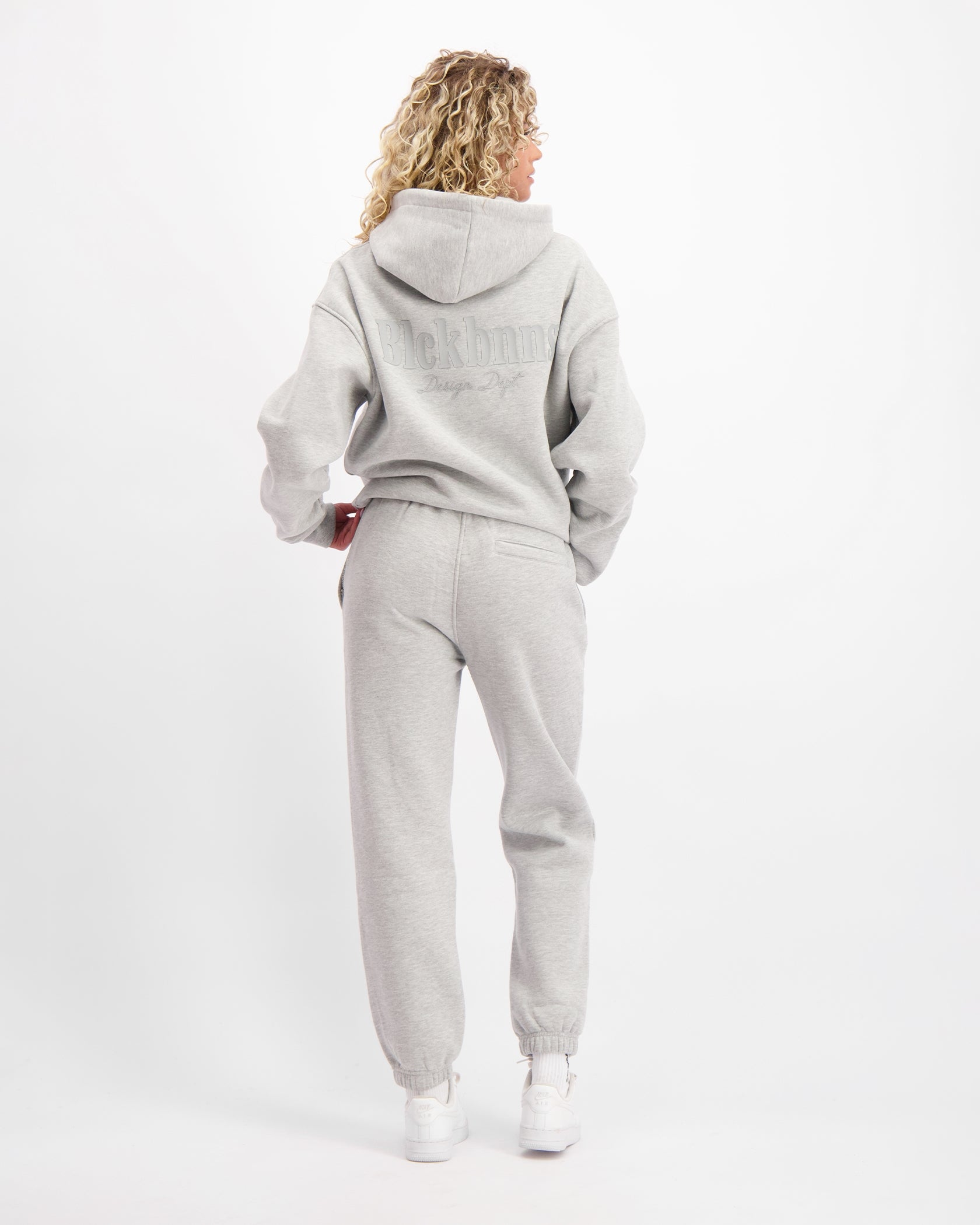 CONJUNTO DEPARTAMENTO DE DISEÑO TRACKSUIT | Melange gris