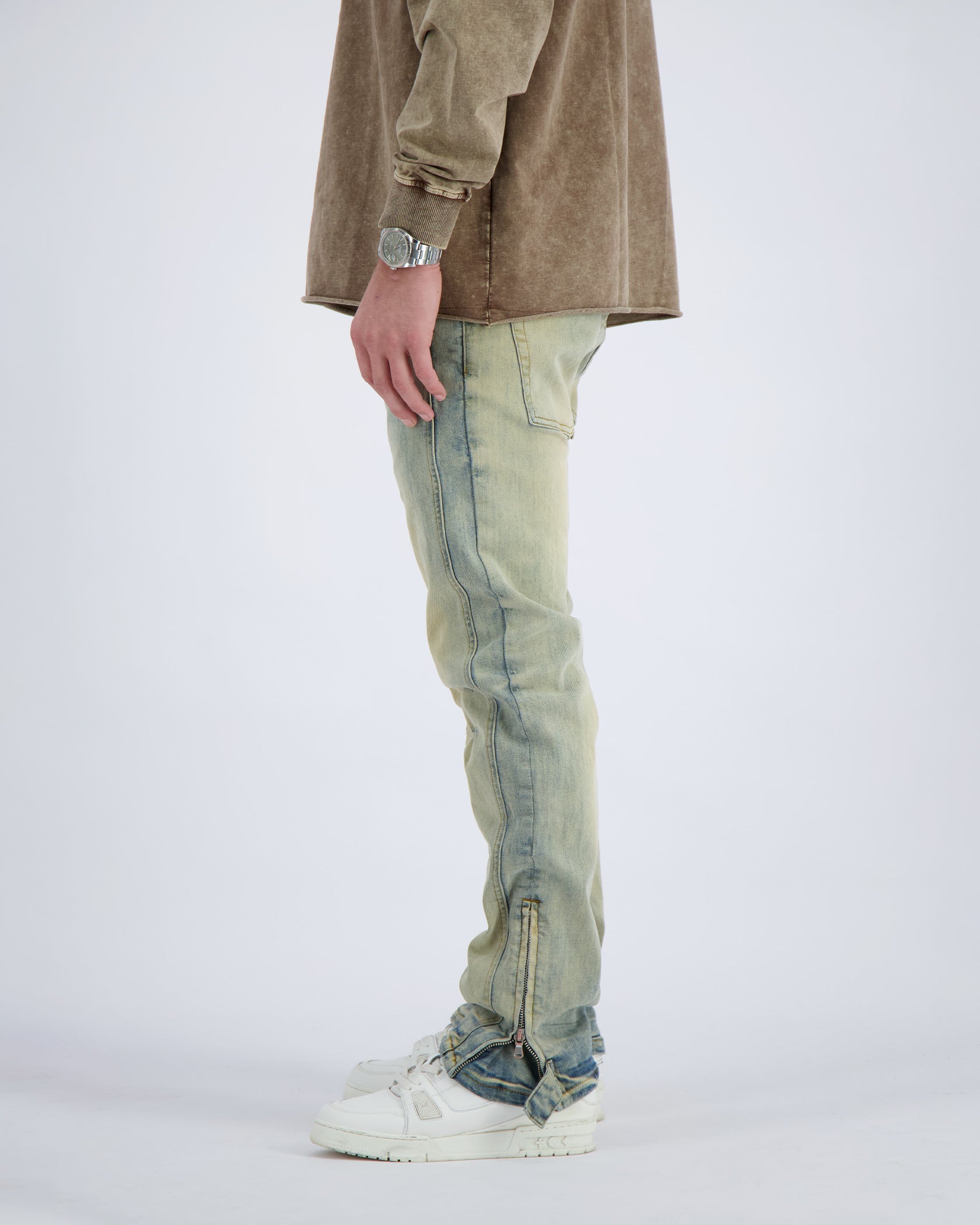 VAQUEROS DE CORTES ESTRECHOS | Azul