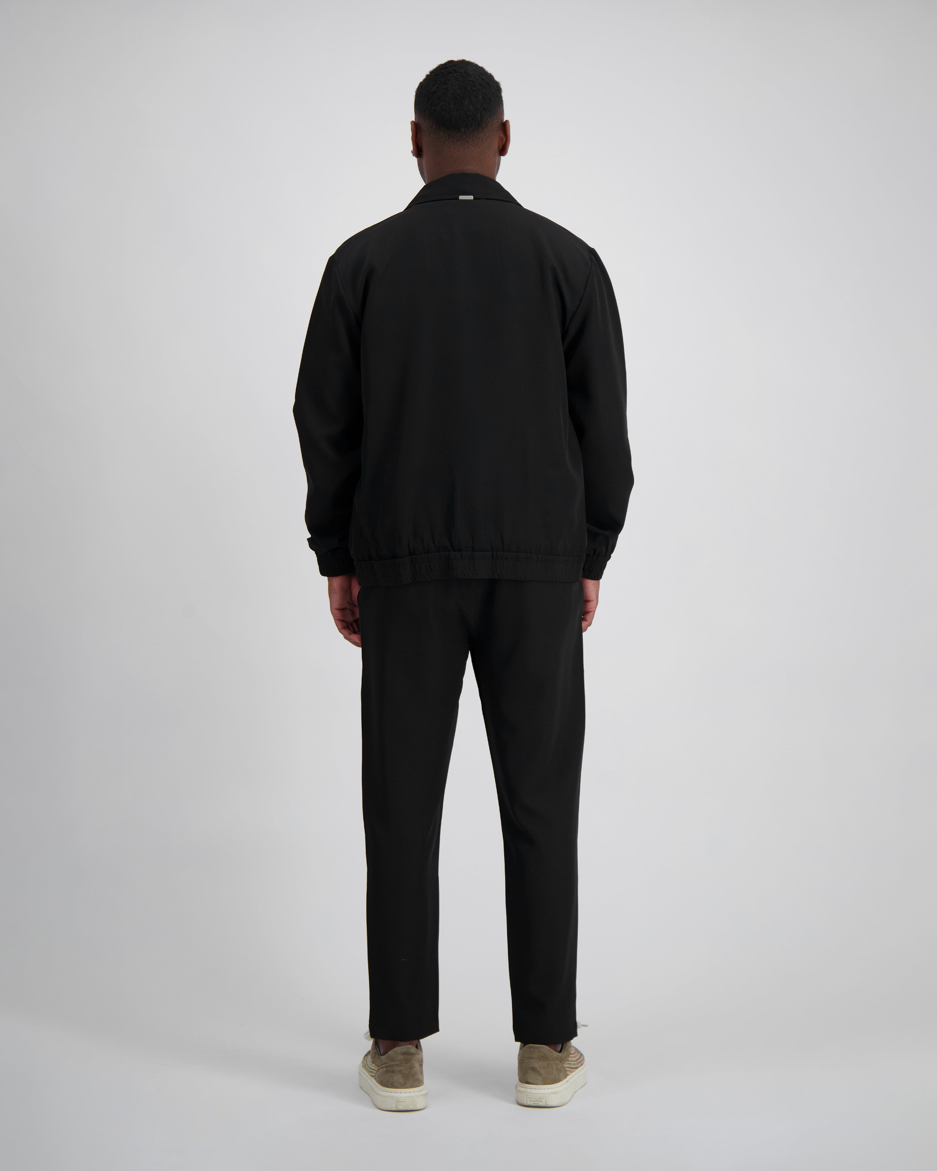 TRAJE TÉCNICO | Negro