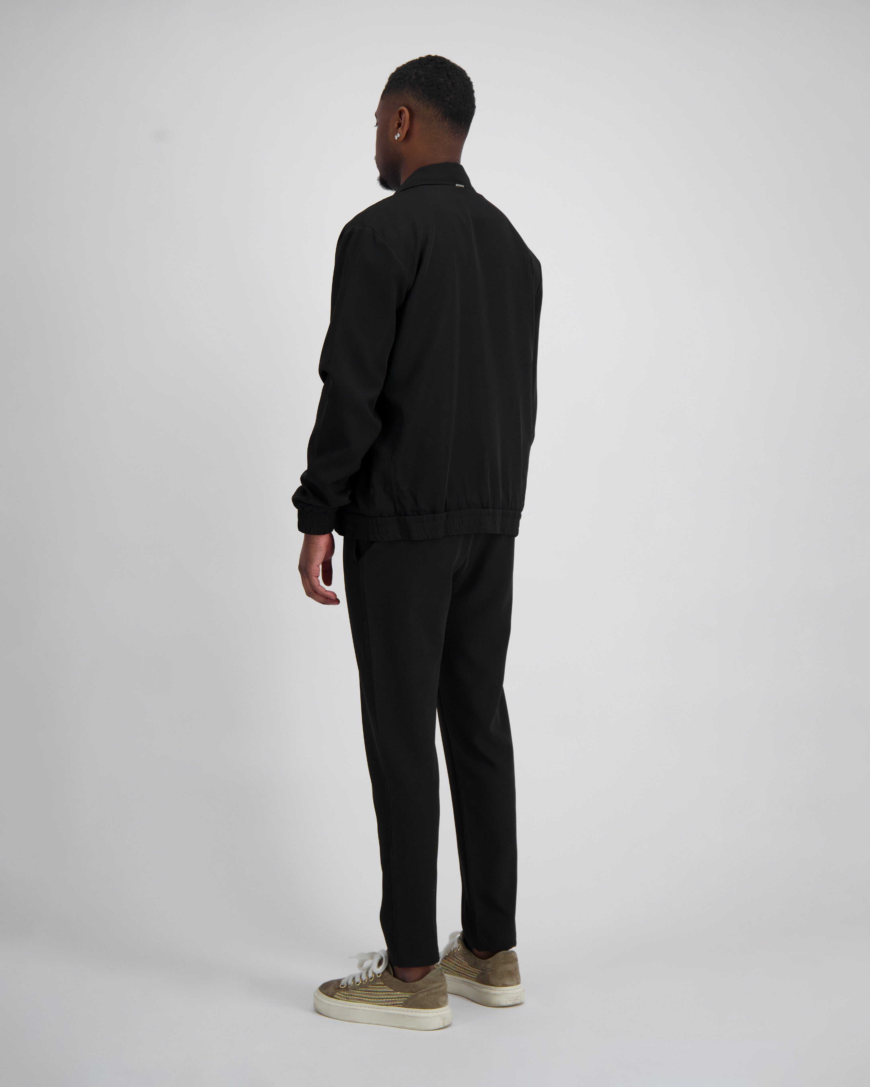 TRAJE TÉCNICO | Negro